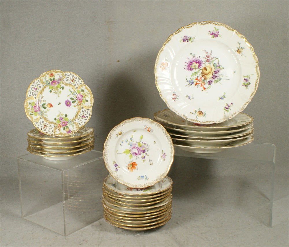 (6) Dresden floral decorated 9 1/2" plates, (12): (6) Dresden floral decorated 9 1/2" plates, (12) Meissen floral decorated 6" plates, (6) floral decorated 6" plates w/reticulated borders, crossed sword mark all in good condition