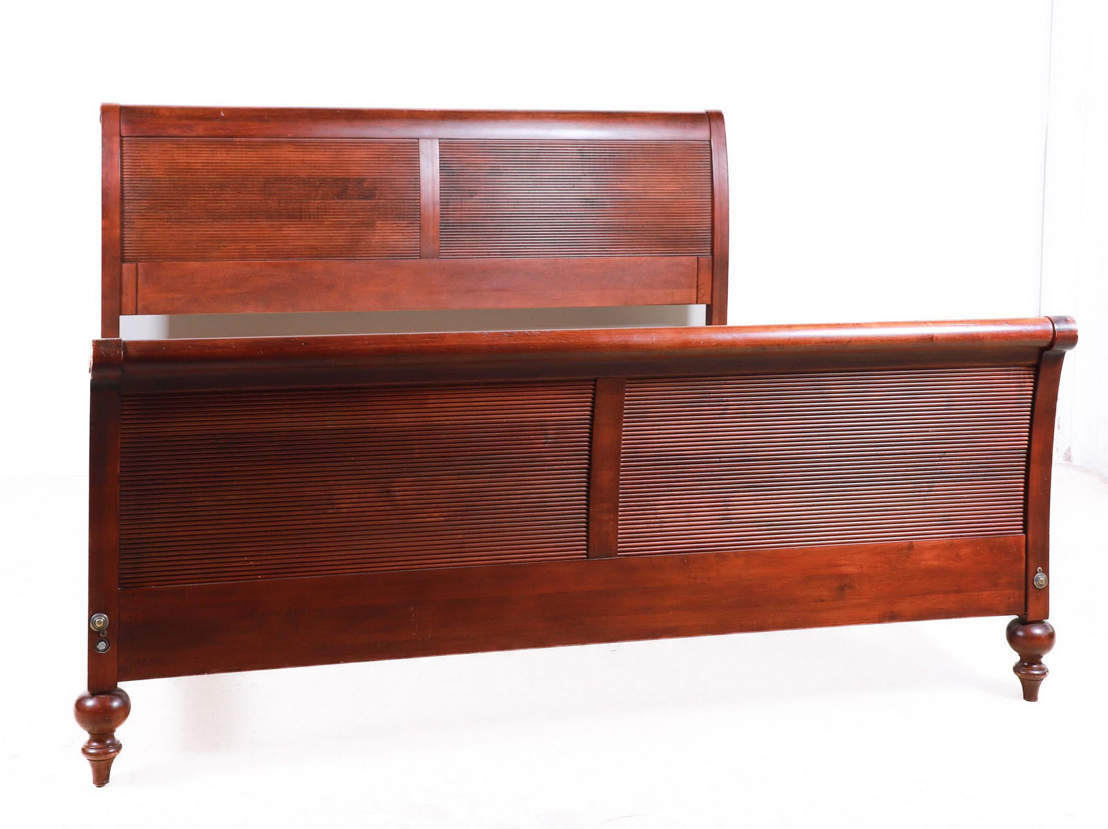 Contemporary Ethan Allen king size bed (1 of 4)