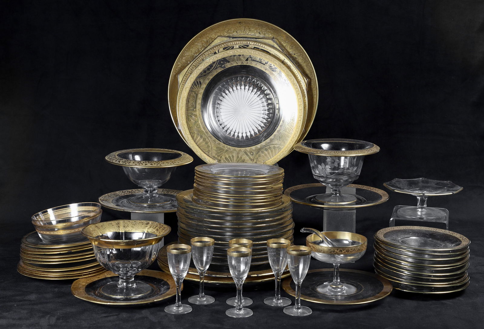 (65) Pcs Assembled Gilt Edge Glass Dinnerware (1 of 9)