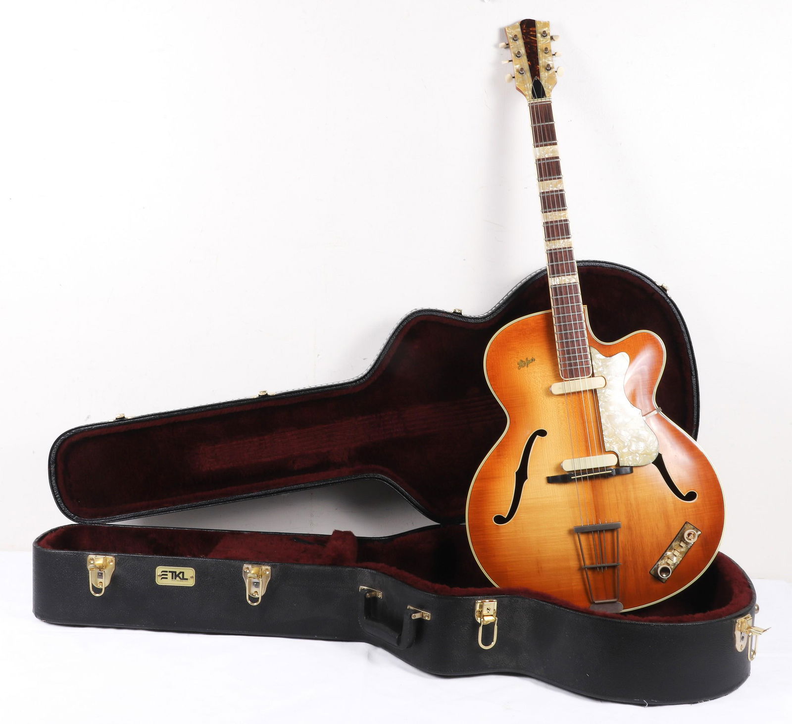 Vintage Hofner Committee Archtop Guitar (1 of 6)