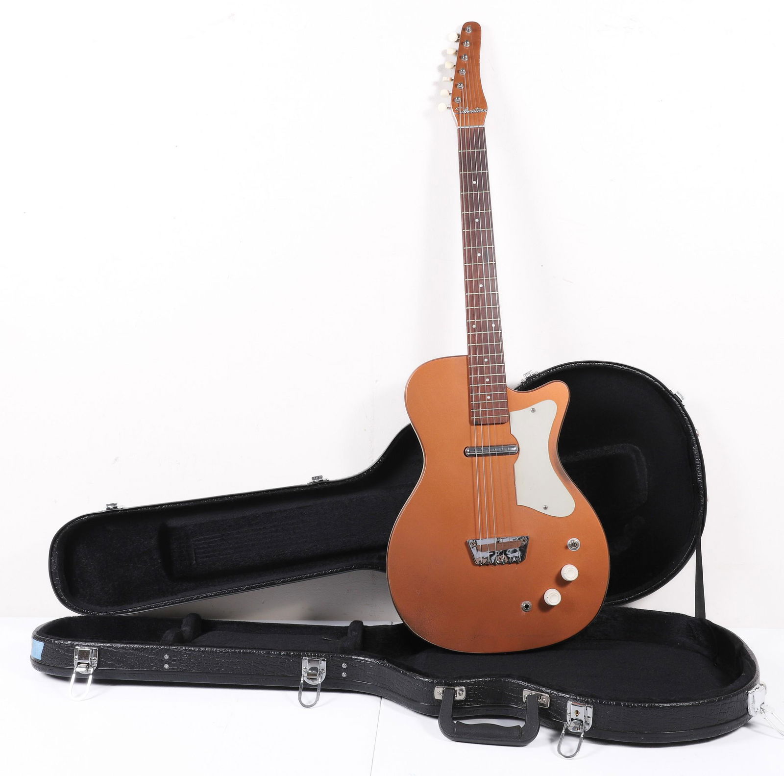 Vintage Silvertone Electric Guitar Oct 11, 2022 William Bunch