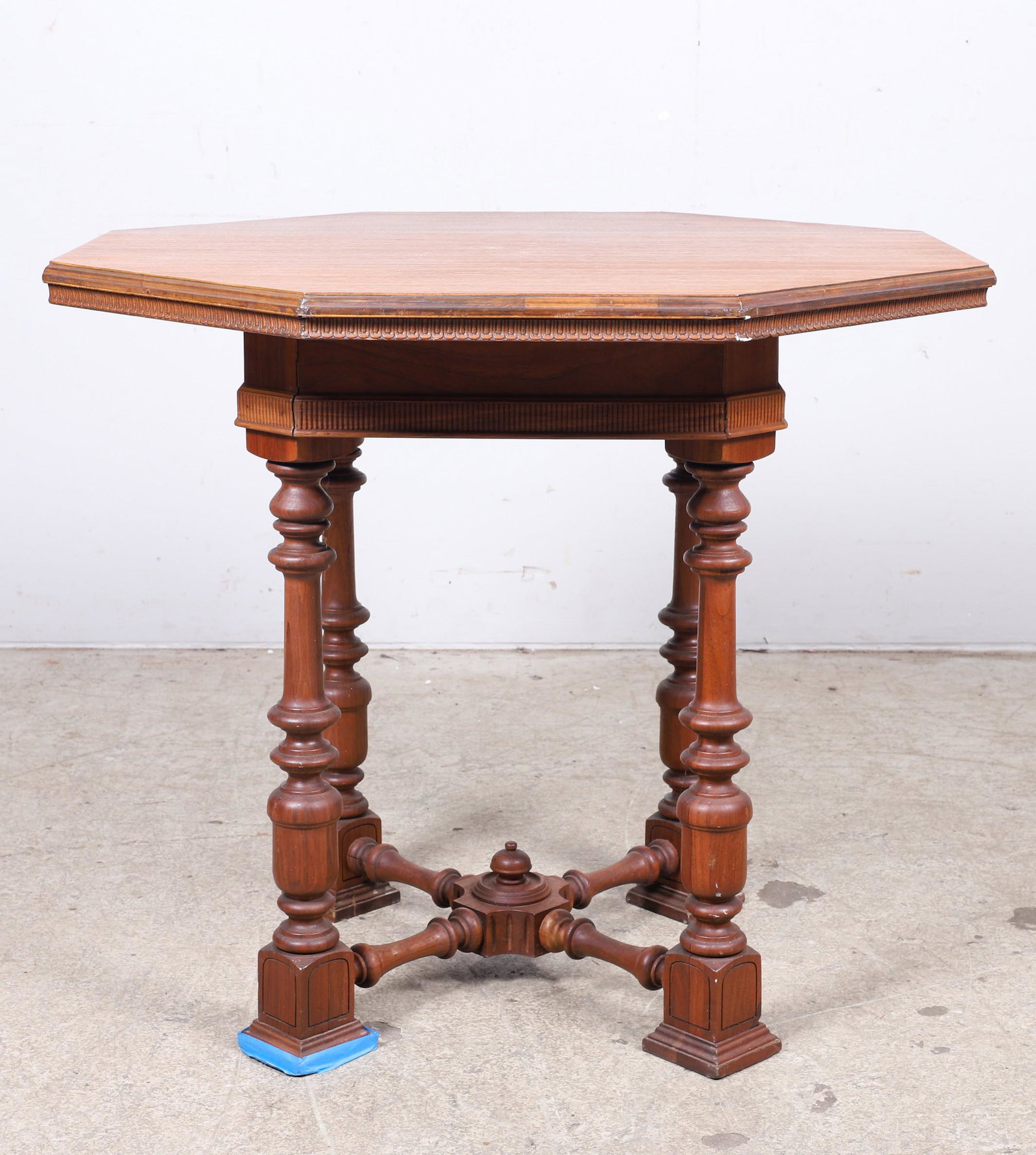 Italian style octogonal center table: Italian style octogonal center table, turned stretcher, 32"h x 36"diameter