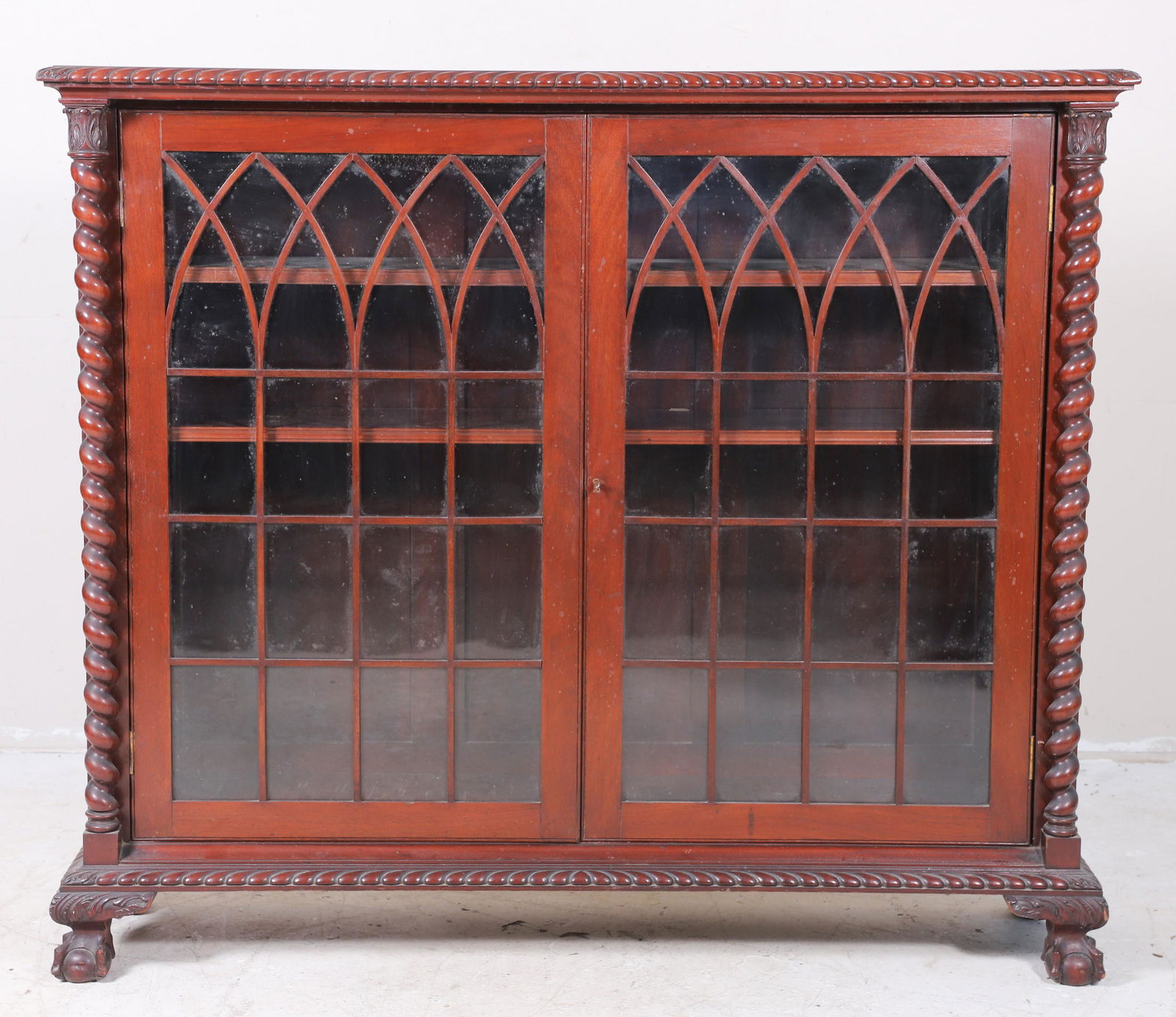 Chippendale style mahogany 2-door bookcase (1 of 5)