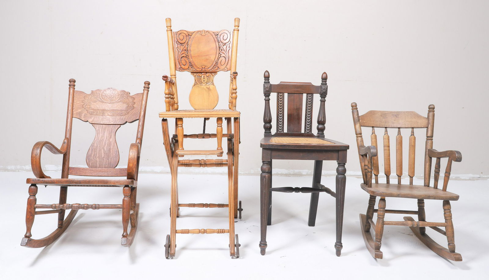 (4) Childs chairs (1 of 5)