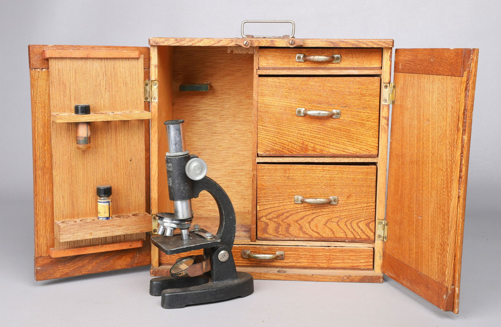 COC Microscope in Wood Case (1 of 4)