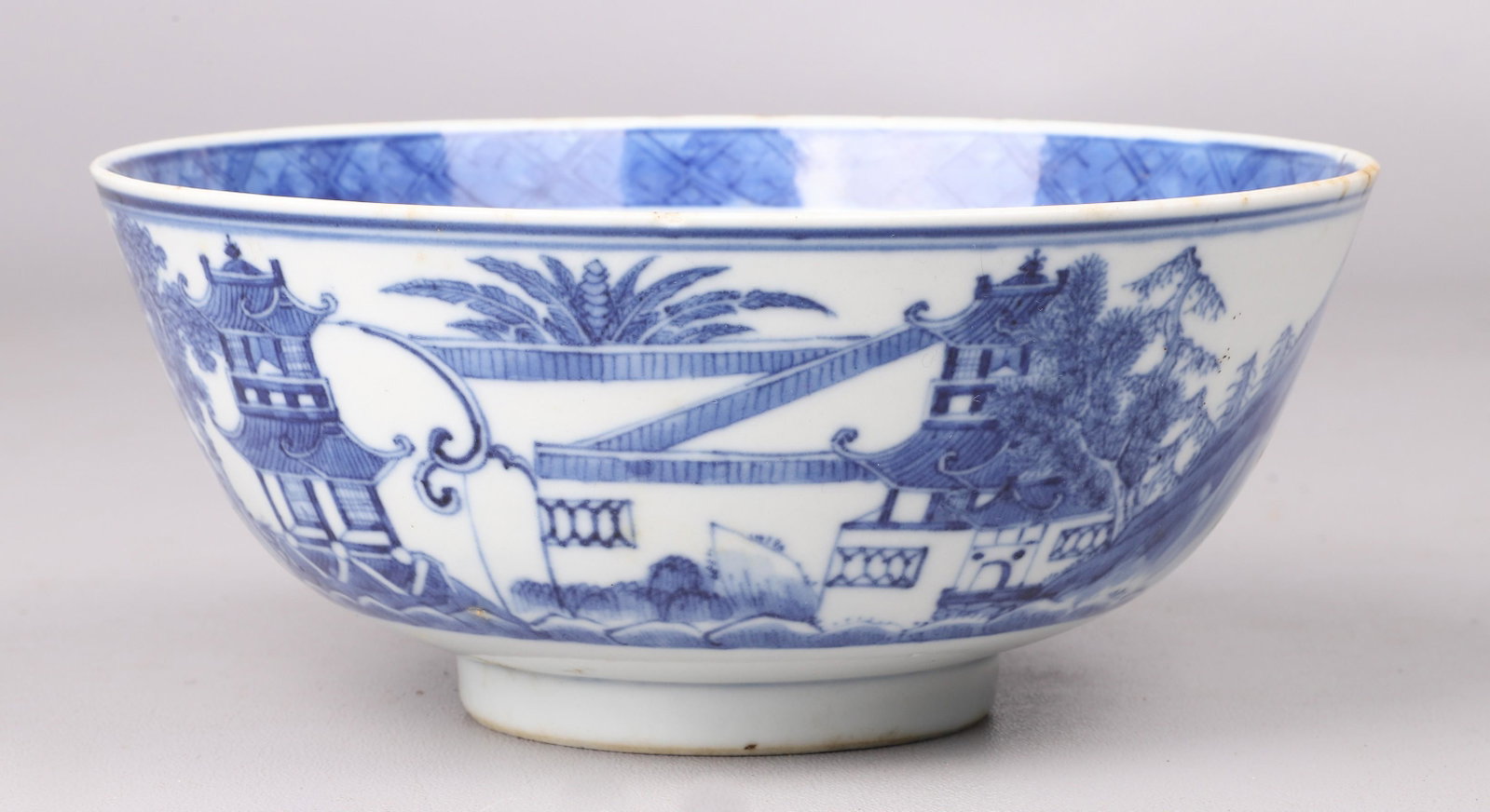 Chinese Porcelain Canton Bowl: Chinese blue & white porcelain Canton bowl, mark to base, 7" dia x 3" h, flakes to rim