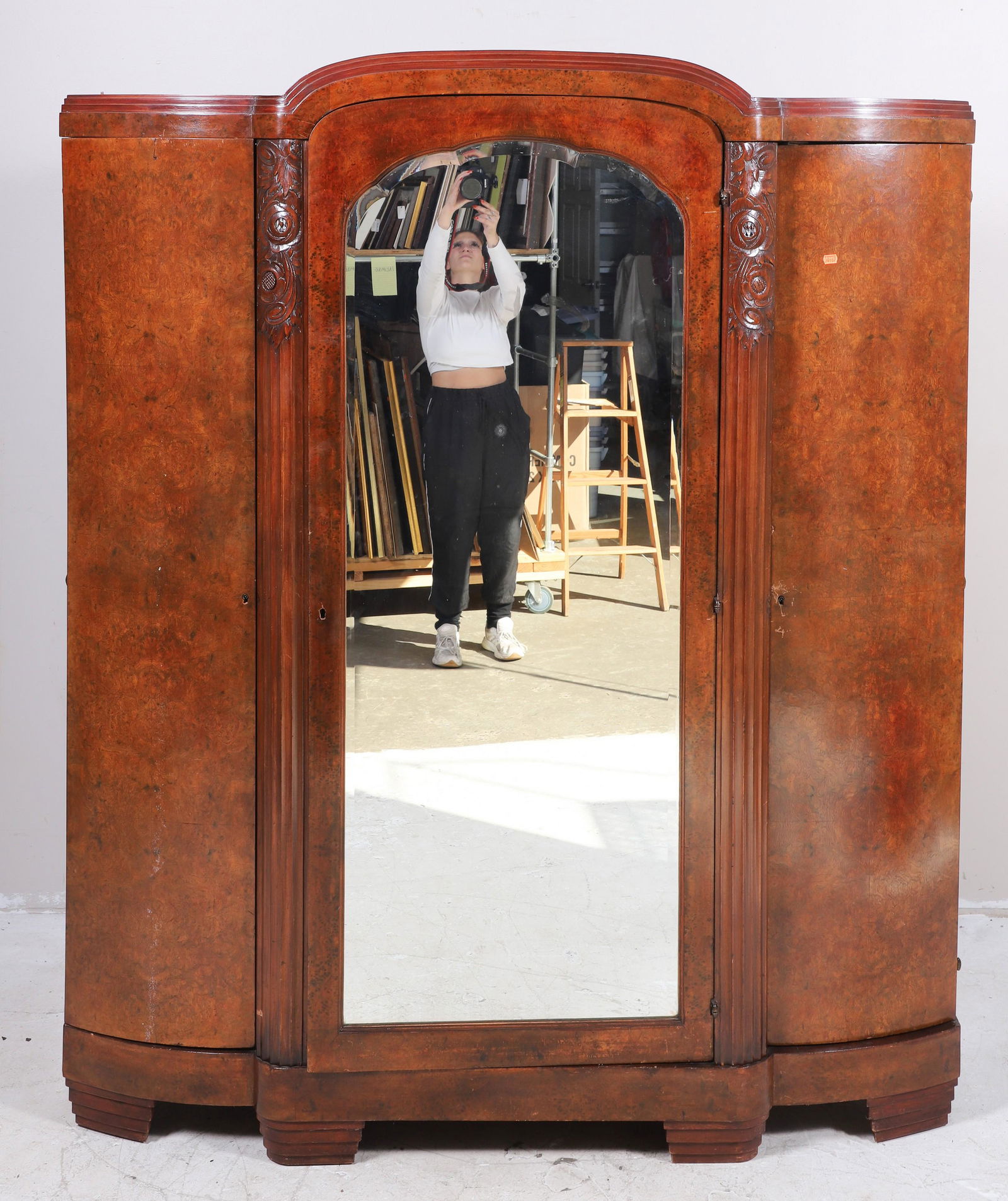 Deco style burl walnut wardrobe (1 of 5)