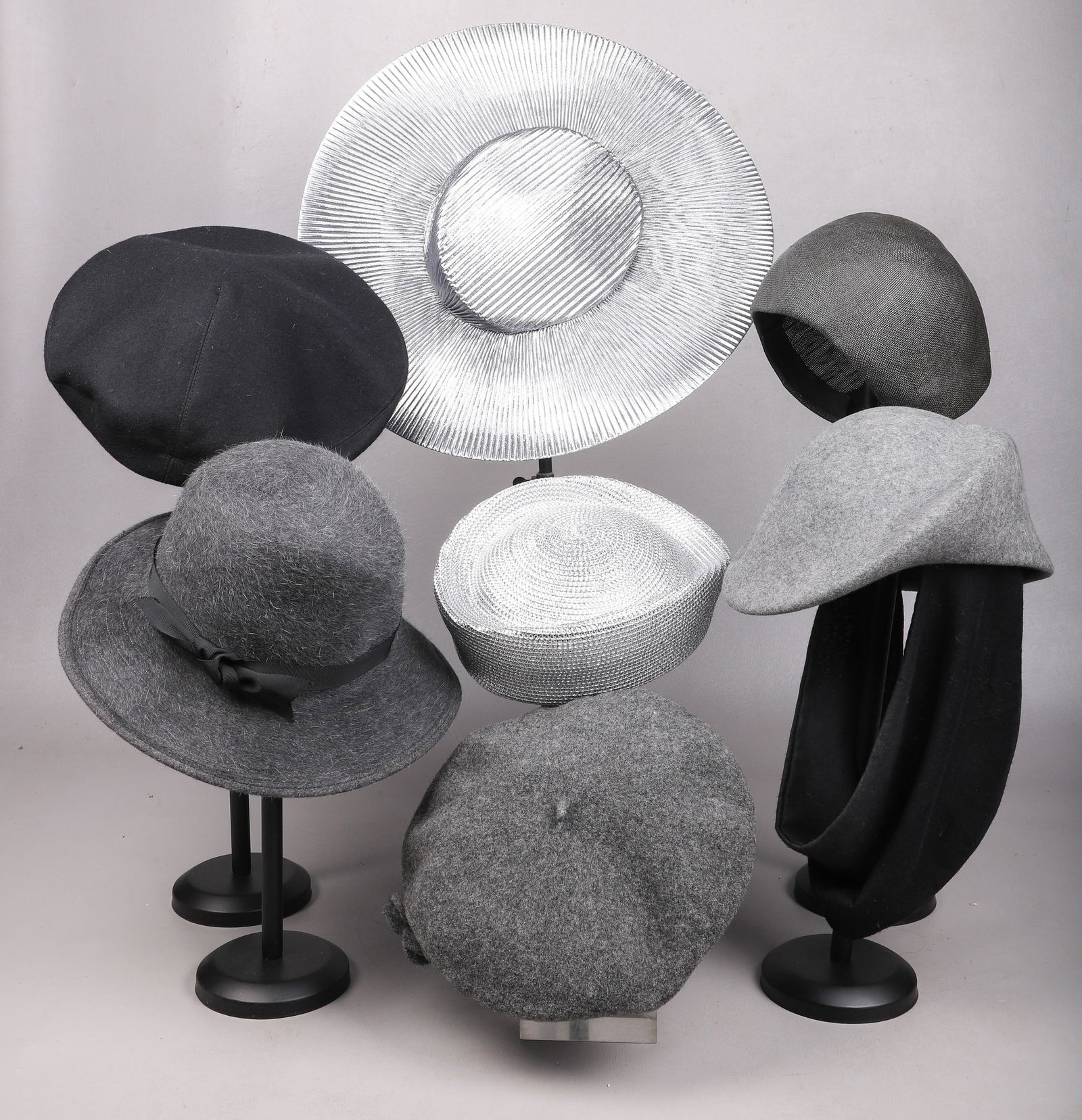 (7) Vintage Ladies Hats (1 of 5)