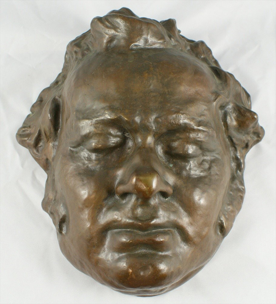 Unsigned bronze death mask, 19th/20th c, 9" high: Unsigned bronze death mask, 19th/20th c, 9" high