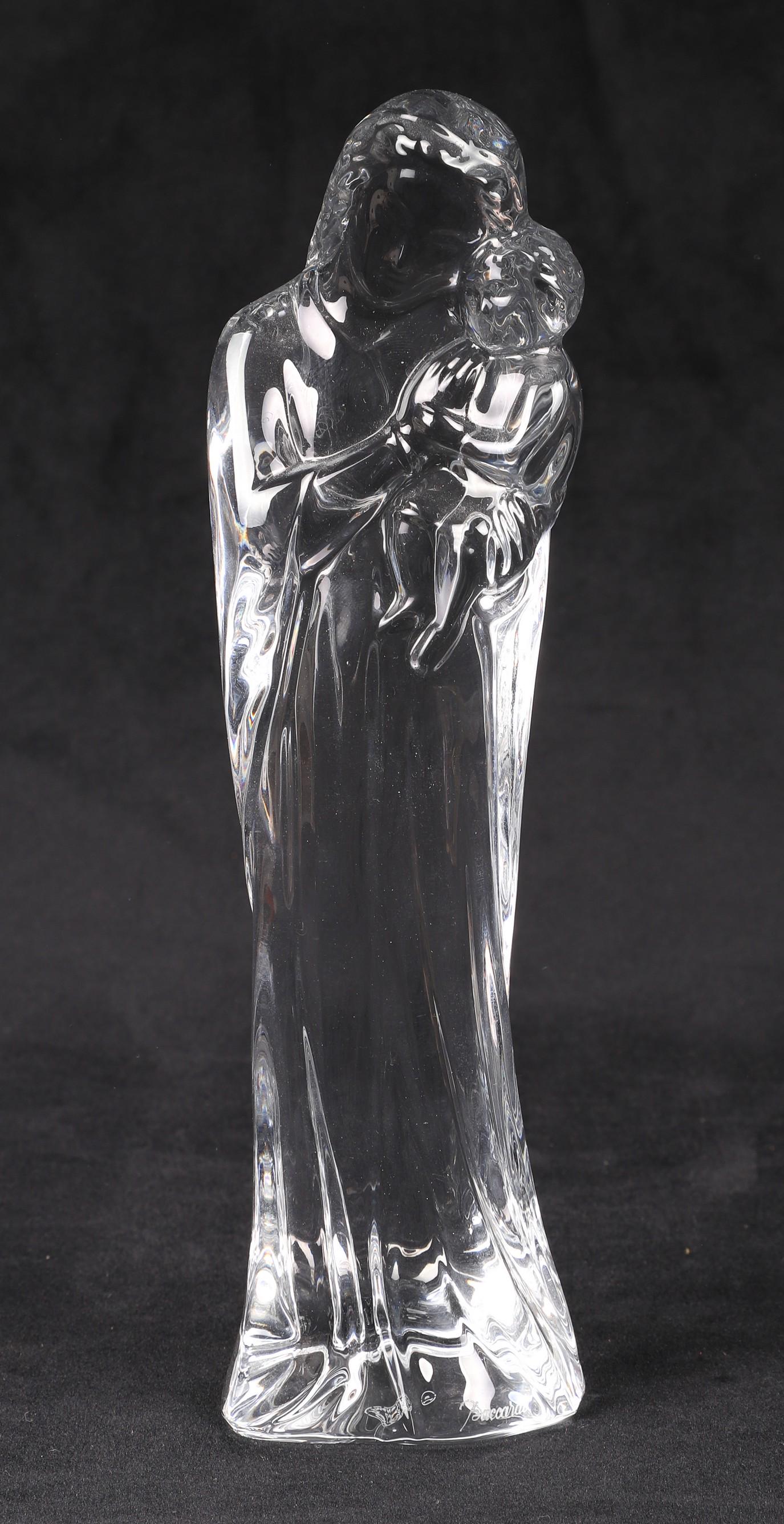 Baccarat Crystal Mary and Child: Baccarat crystal Mary and child, 9-1/2"H, signed at underside, Excellent condition, no fleabites, chips, cracks, repairs, scratches or scuffs