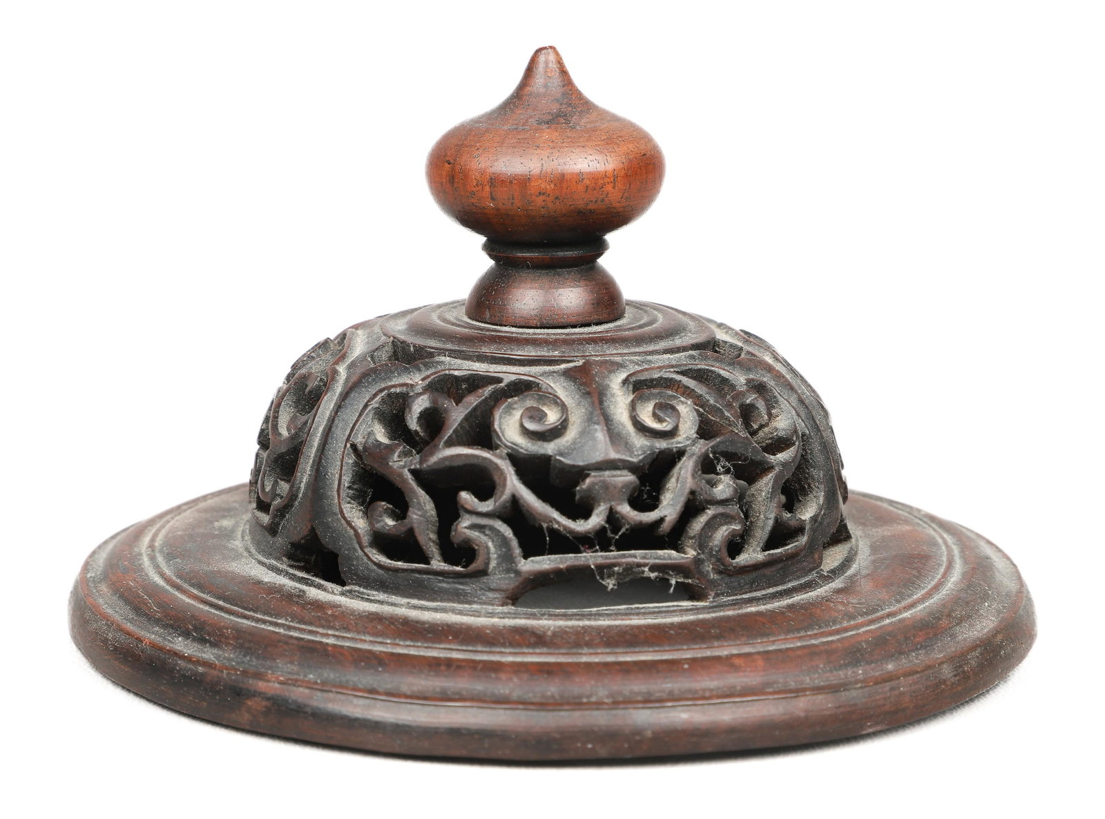 Chinese Carved Teakwood Lingzhi Pierced Lid: Chinese carved teakwood lingzhi pierced lid, 5-1/4" dia x 3" h