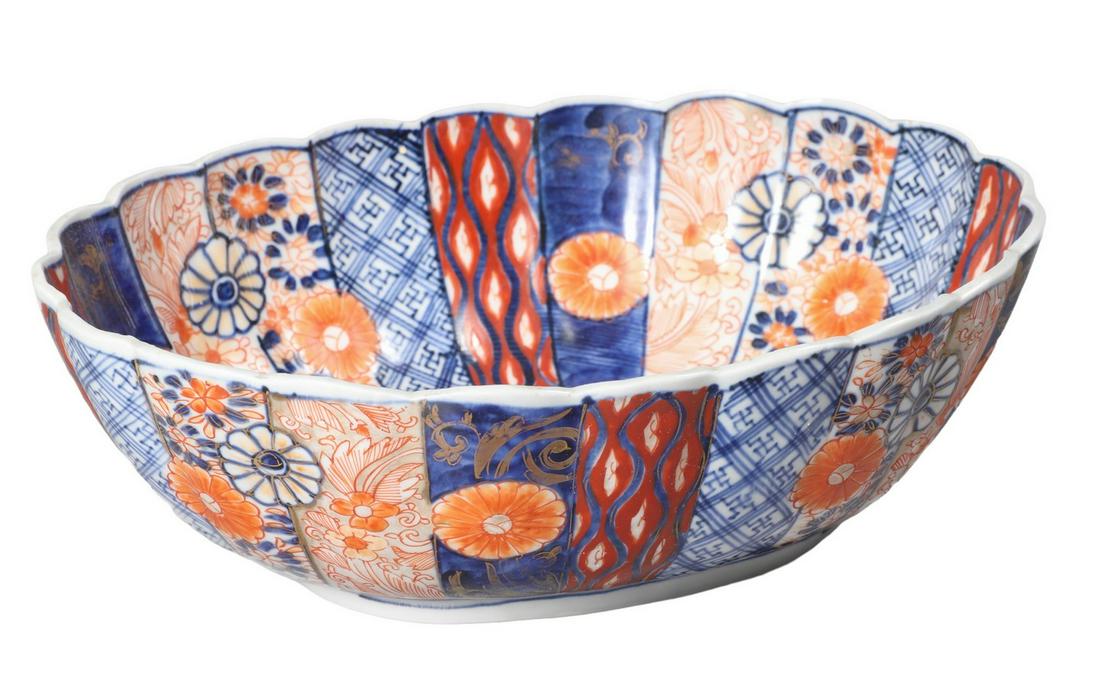 Japanese Imari Porcelain Oval Bowl (1 of 6)