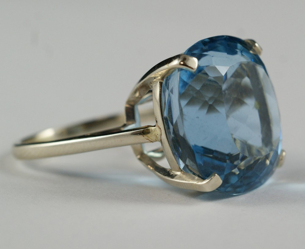 14K WG aquamarine ladies ring, center stone measu: 14K WG aquamarine ladies ring, modified brilliant cut cushion shaped center stone measuring about 17.40 by 16.50 by 12 mm deep, size 7, with a GIA certificate