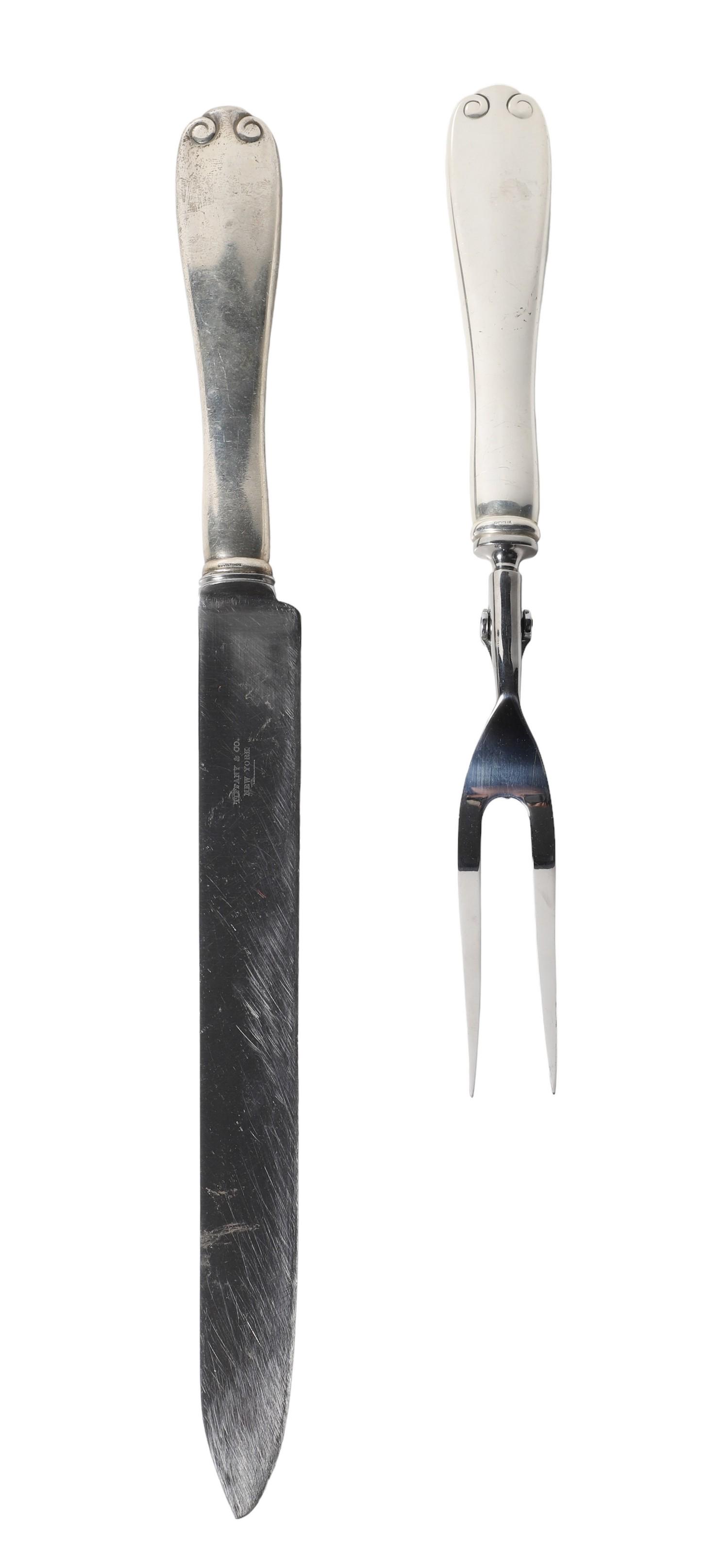 A Tiffany Sterling Flemish Pattern Carving Set (1 of 3)