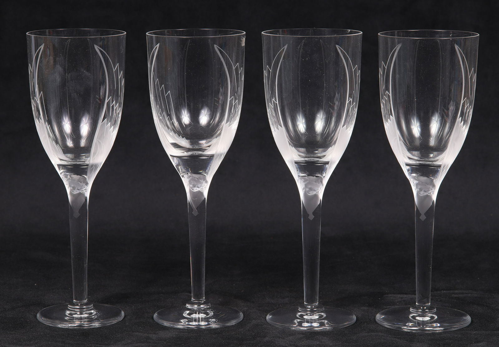 (4) Lalique France Crystal Ange Champagne Glasses (1 of 4)