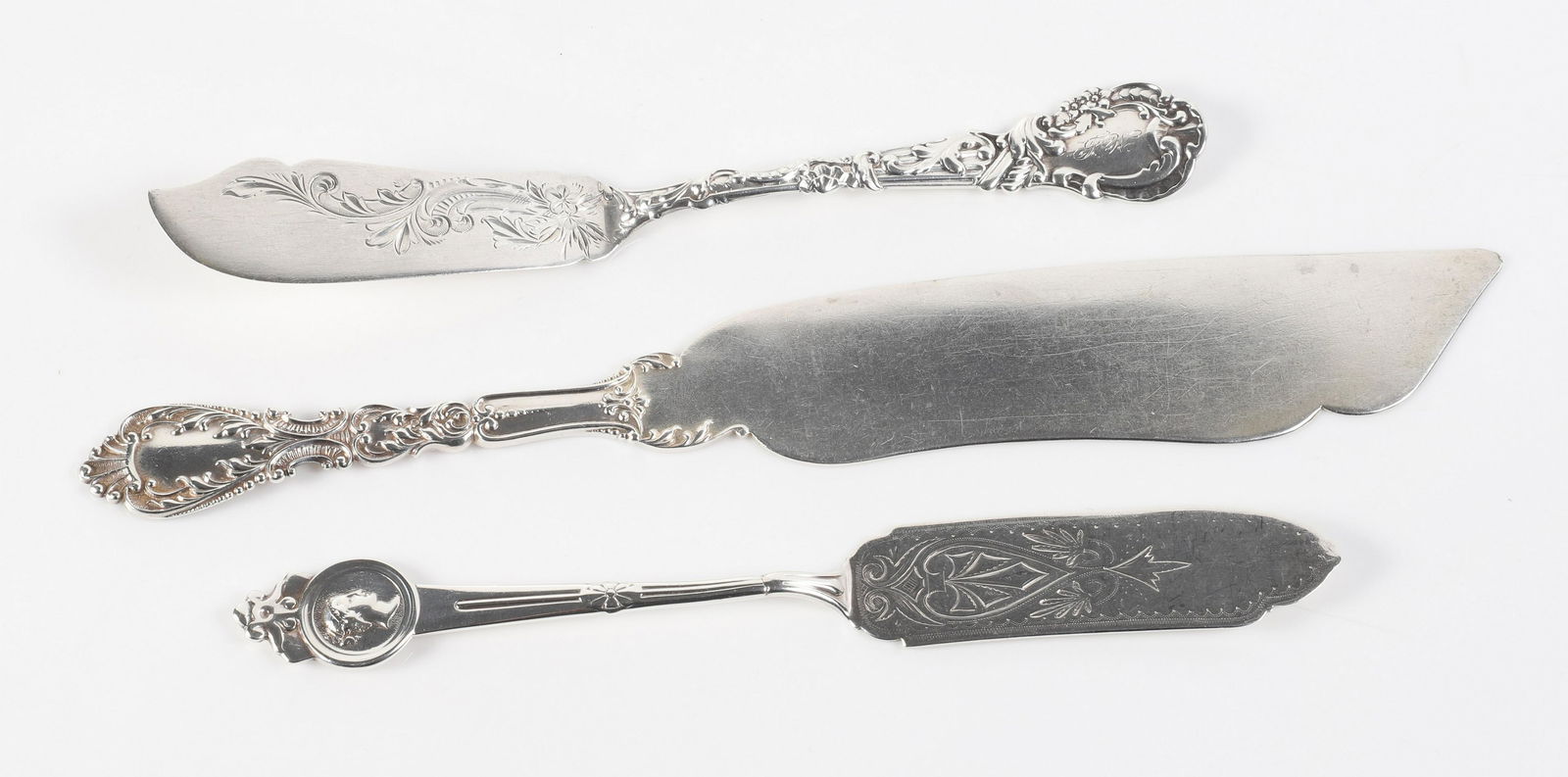 (3) Sterling Silver Serving Knives, 5.35 TO (1 of 2)