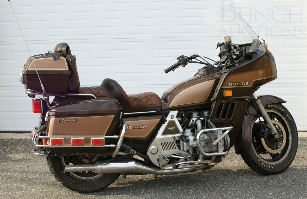 97 1982 Honda Goldwing Aspencade, 85000 miles Apr 15, 2012 William