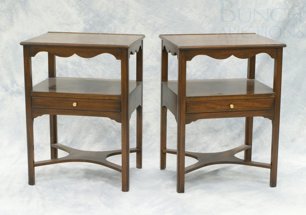 Pr Henkel Harris mahogany Georgian style nightsta: Pr Henkel Harris mahogany Georgian style nightstands, cloth labels, 19 1/2" w, 23 1/4" h