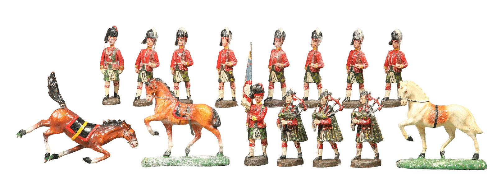 (12+) Elastolin Scottish Highlander Soldiers in Kilts (1 of 4)