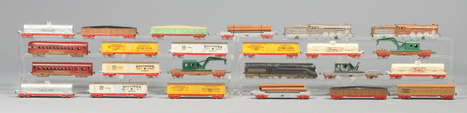 (24) Tootsietoy Train Cars (1 of 7)