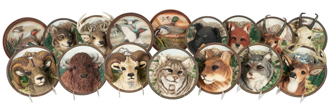 (17) Bradford Exchange 3-D Animal Collector Plates (1 of 4)