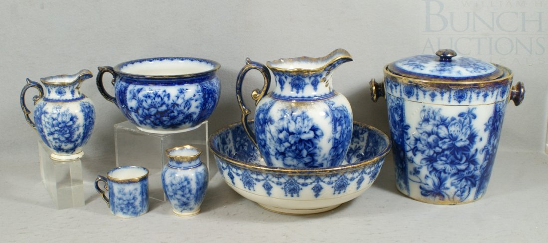 8 pc FW & Co English ironstone "Dart" blue trans: 8 pc FW & Co English ironstone "Dart" blue transfer decorated chamber set, gilt decorated edges