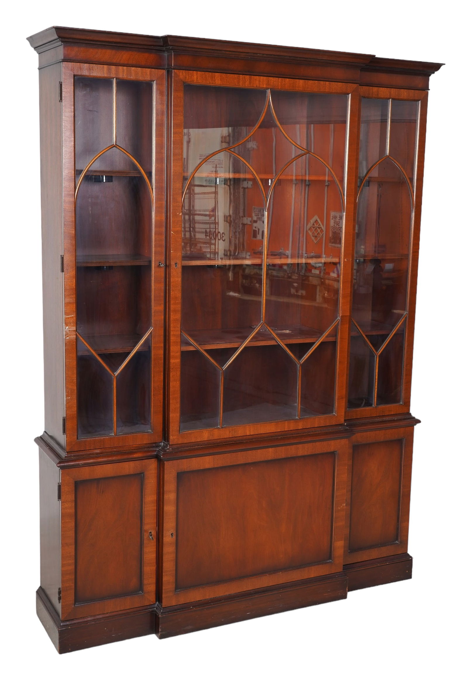 Mahogany 2-pc china cabinet (1 of 6)