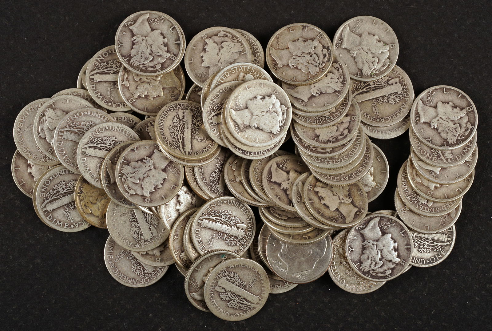 $9,50 Face Value 90% Silver Mercury Dimes, unsorted (1 of 2)