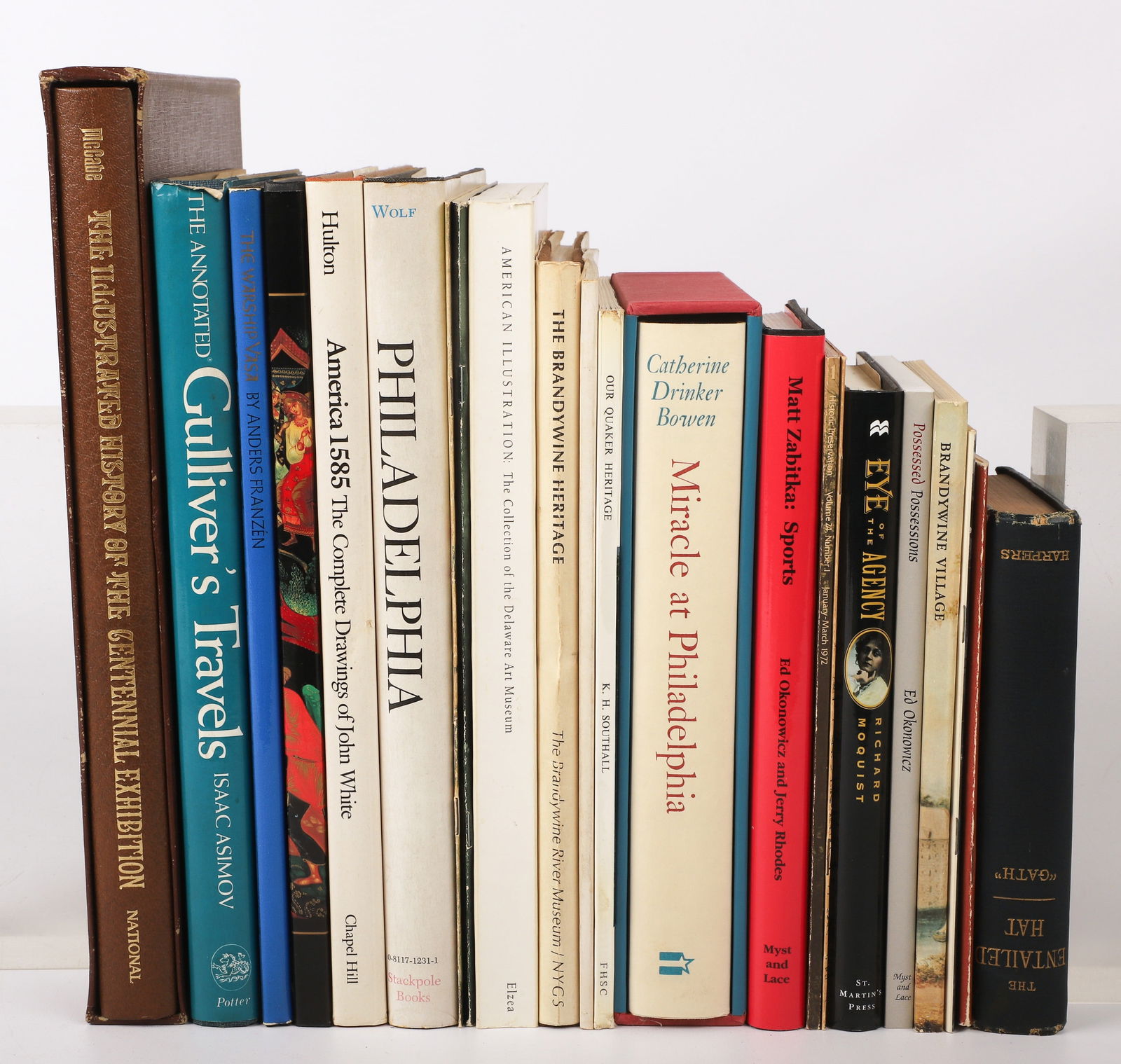 (22) 19th & 20th c. books, esp. on history: Twenty-two 19th and 20th century books, particularly about history, including America 1585: The Complete Drawings of John White, The Illustrated History of the Centennial Exhibition, and The Annotated