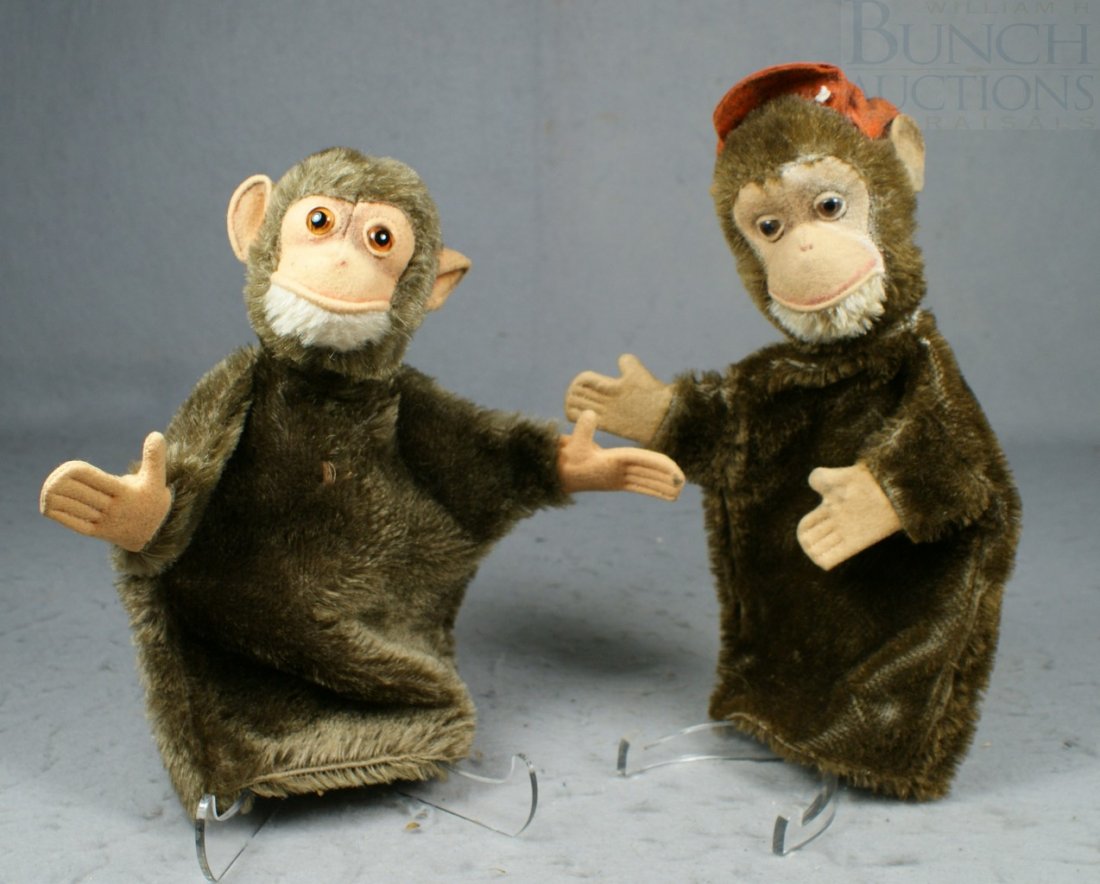 (2) Steiff Monkey Hand Puppets, both missing tags: (2) Steiff Monkey Hand Puppets, both missing tags, 10" high