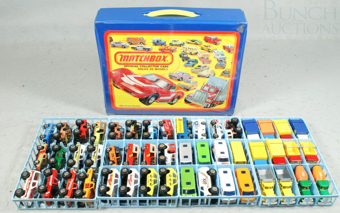48 Matchbox Toy Cars mostly 4x4 vehicles, Jeeps,: 48 Matchbox Toy Cars mostly 4x4 vehicles, Jeeps, trucks and vans including a 1983 official collectors case