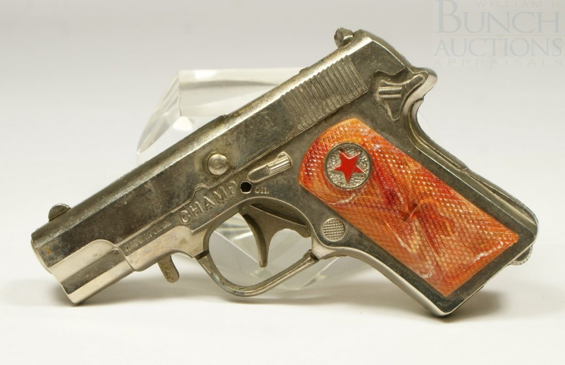 Hubley Champ Cast Iron Cap Pistol, 1940, 5", in : Hubley Champ Cast Iron Cap Pistol, 1940, 5", in working order