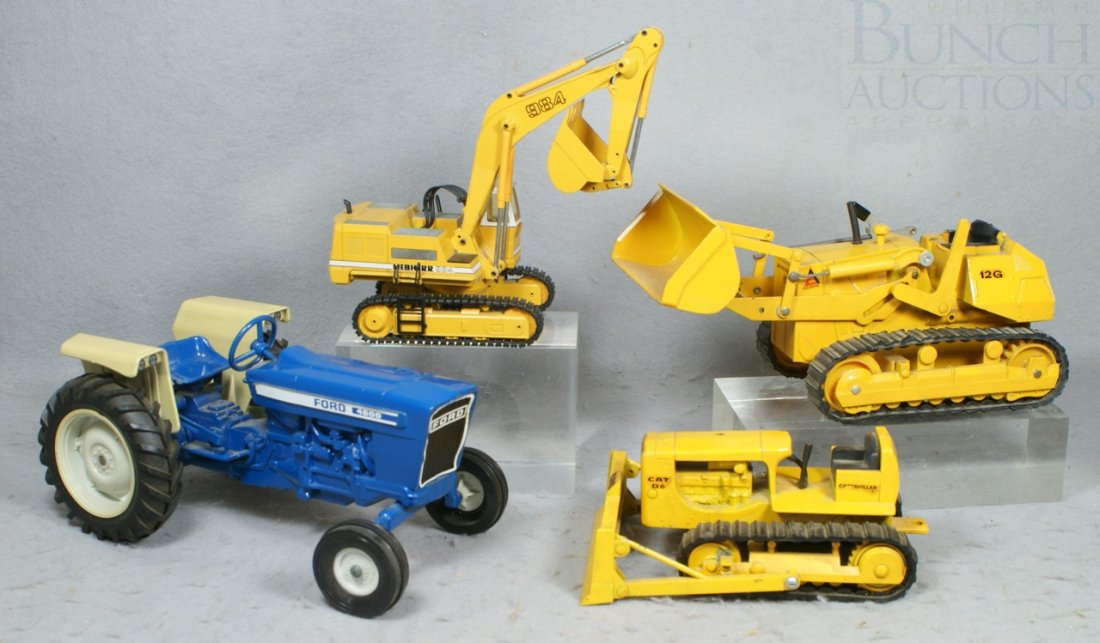 4 pcs of Large Road Equipment including unsigned: 4 pcs of Large Road Equipment including unsigned Caterpillar D6 Bulldozer, unsigned Allis-Chalmers 12G Loader, Conrad Liebherr 984 Backhoe, and unsigned Ford 4600 Tractor, longest 11"