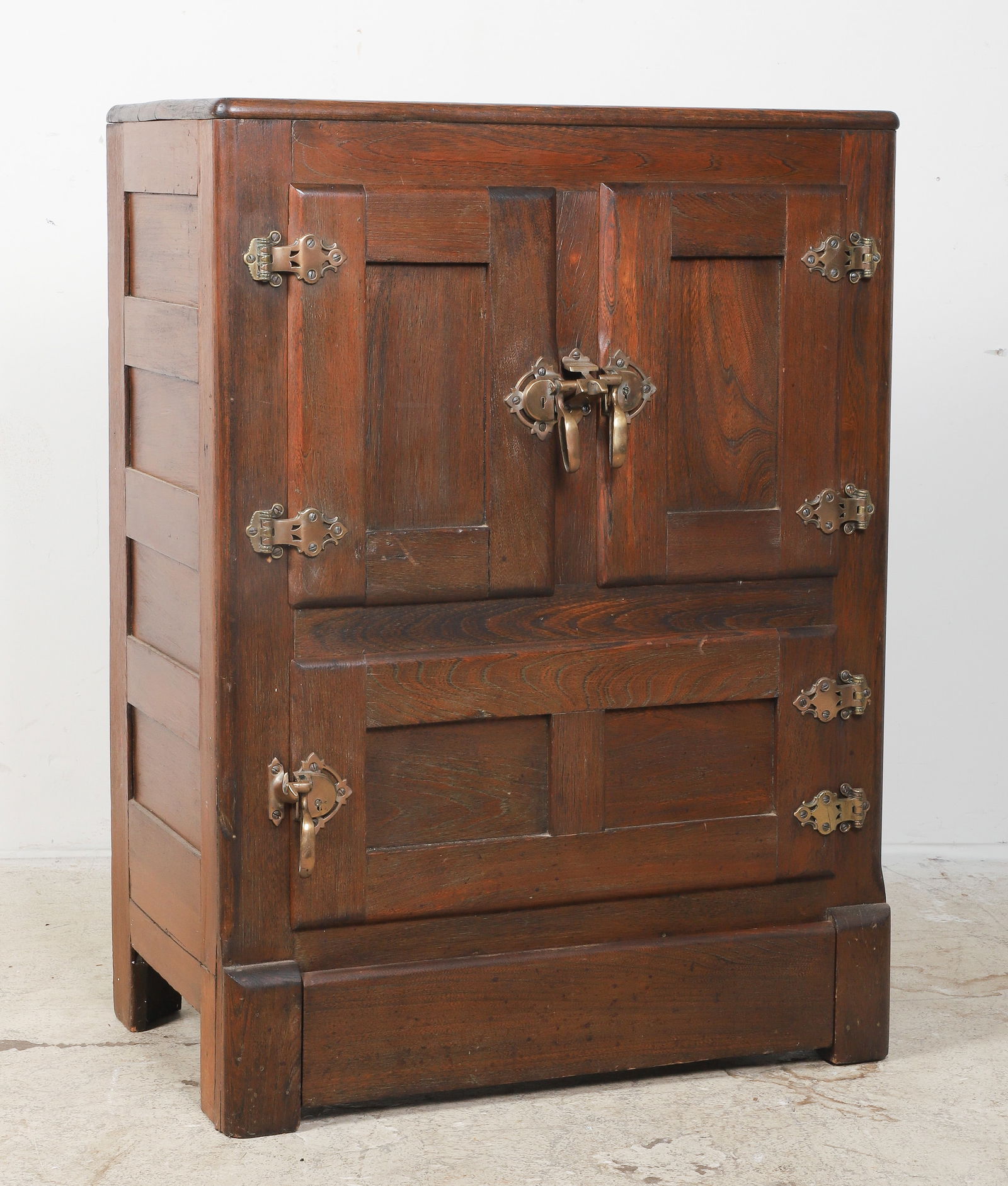 Oak 3 door ice box with galvanized interior (1 of 6)