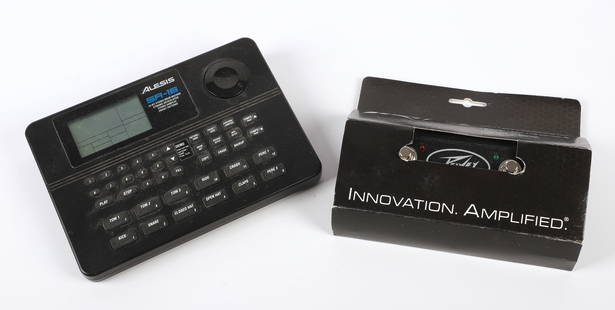 Alesis SR16 Drum machine plus, Peavey Two button Foot switch: Alesis SR16 Drum machine plus, Peavey Two button Foot switch Excellent Condtion, Peavy original box