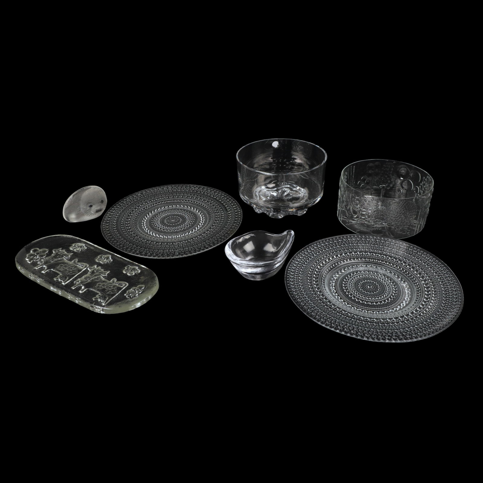 (7) Art Glass Table Items (1 of 5)