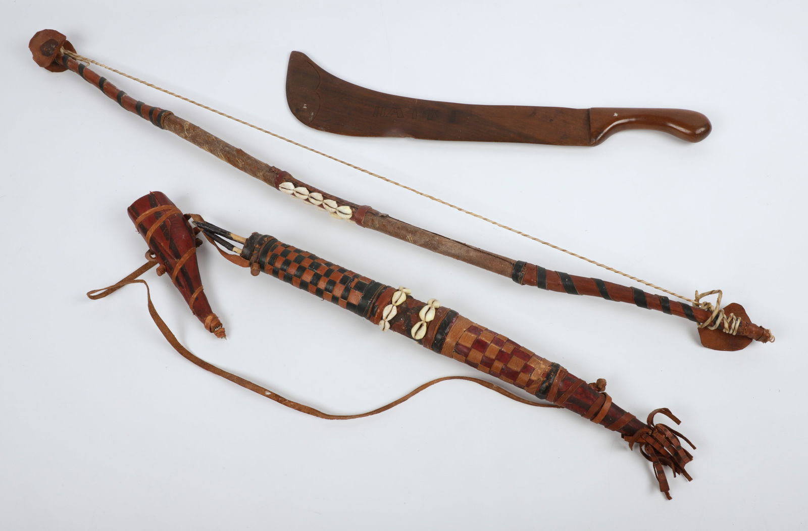 African Bow & Quiver of Arrows & Wood Machete (1 of 8)