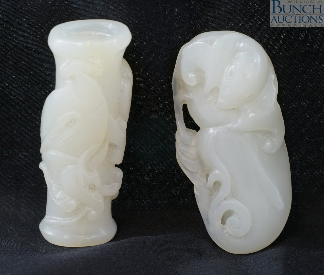 2 pcs of Chinese carved jade to include a bat wi: 2 pcs of Chinese carved jade to include a bat with coins and a small dragon vase, Largest measuring about 2" high