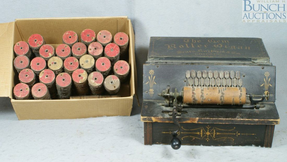 Gem roller organ from Sears and Roebuck & Compa: Gem roller organ from Sears and Roebuck & Company, Chicago, machine and 28 rolls