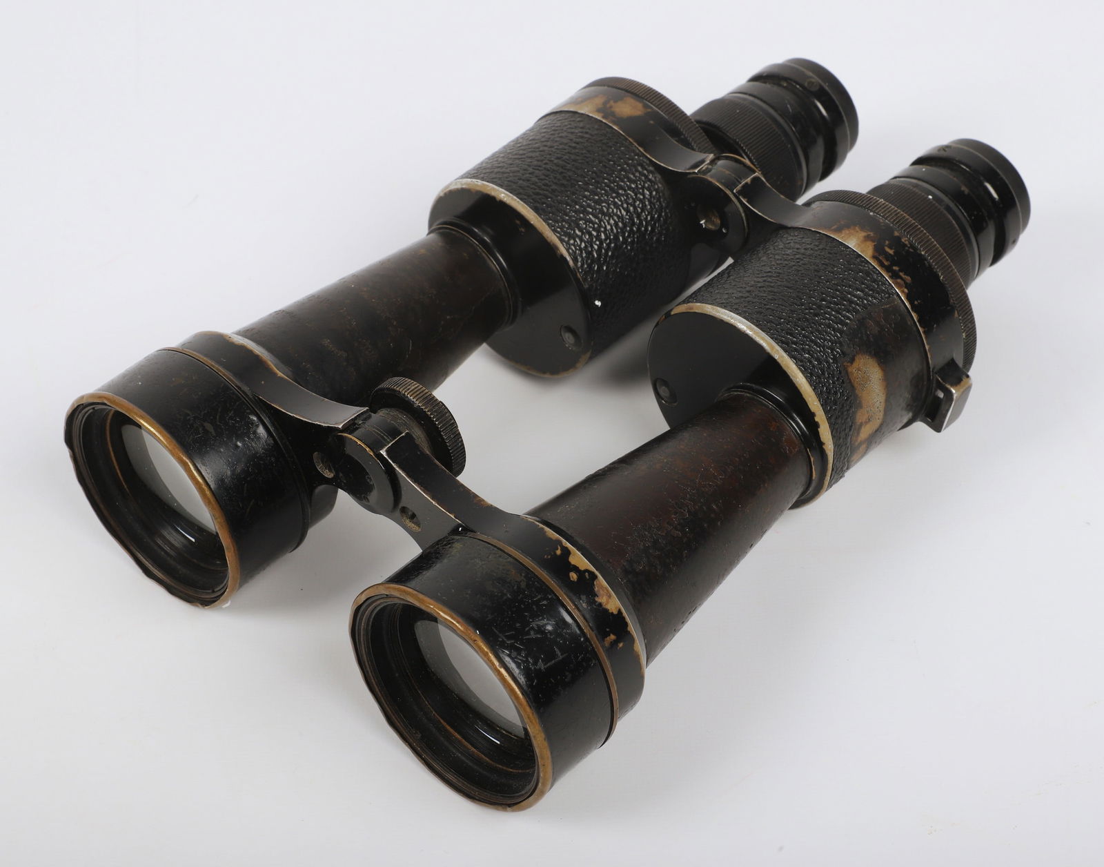 Huet Paris Binoculars c 1939 (1 of 4)