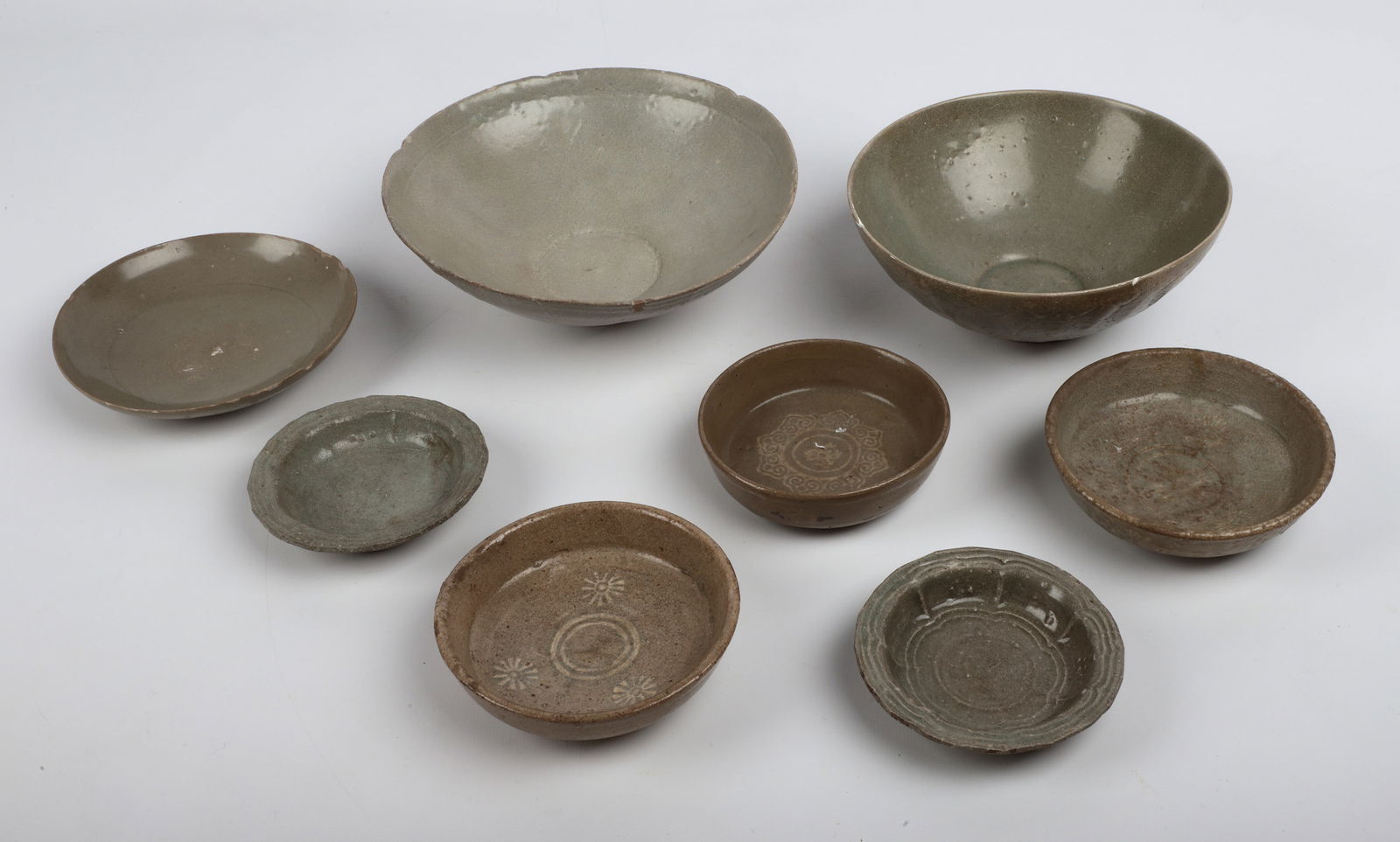 (8) Pcs Korean Pottery (1 of 4)