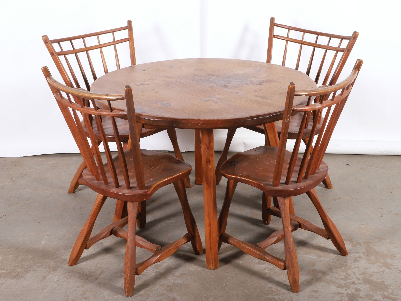 5 pc knotty pine hunt country style dinette set (1 of 8)