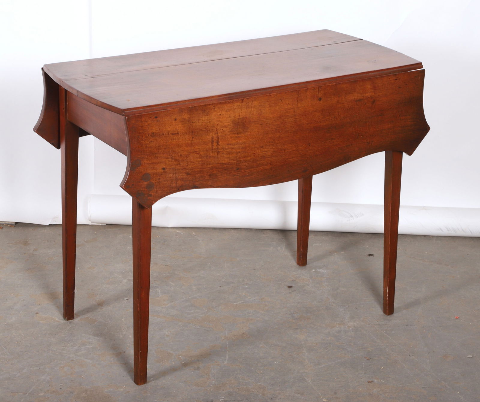 Drop Leaf table (1 of 4)