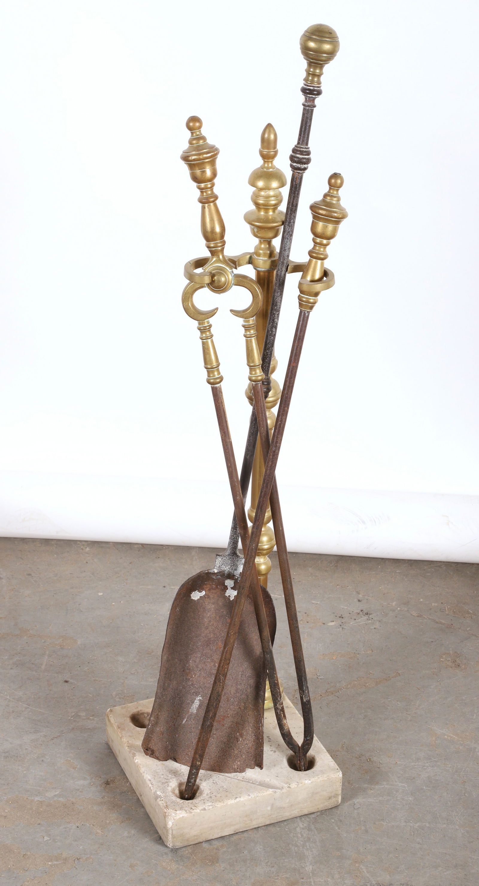 Fireplace tool set (1 of 2)