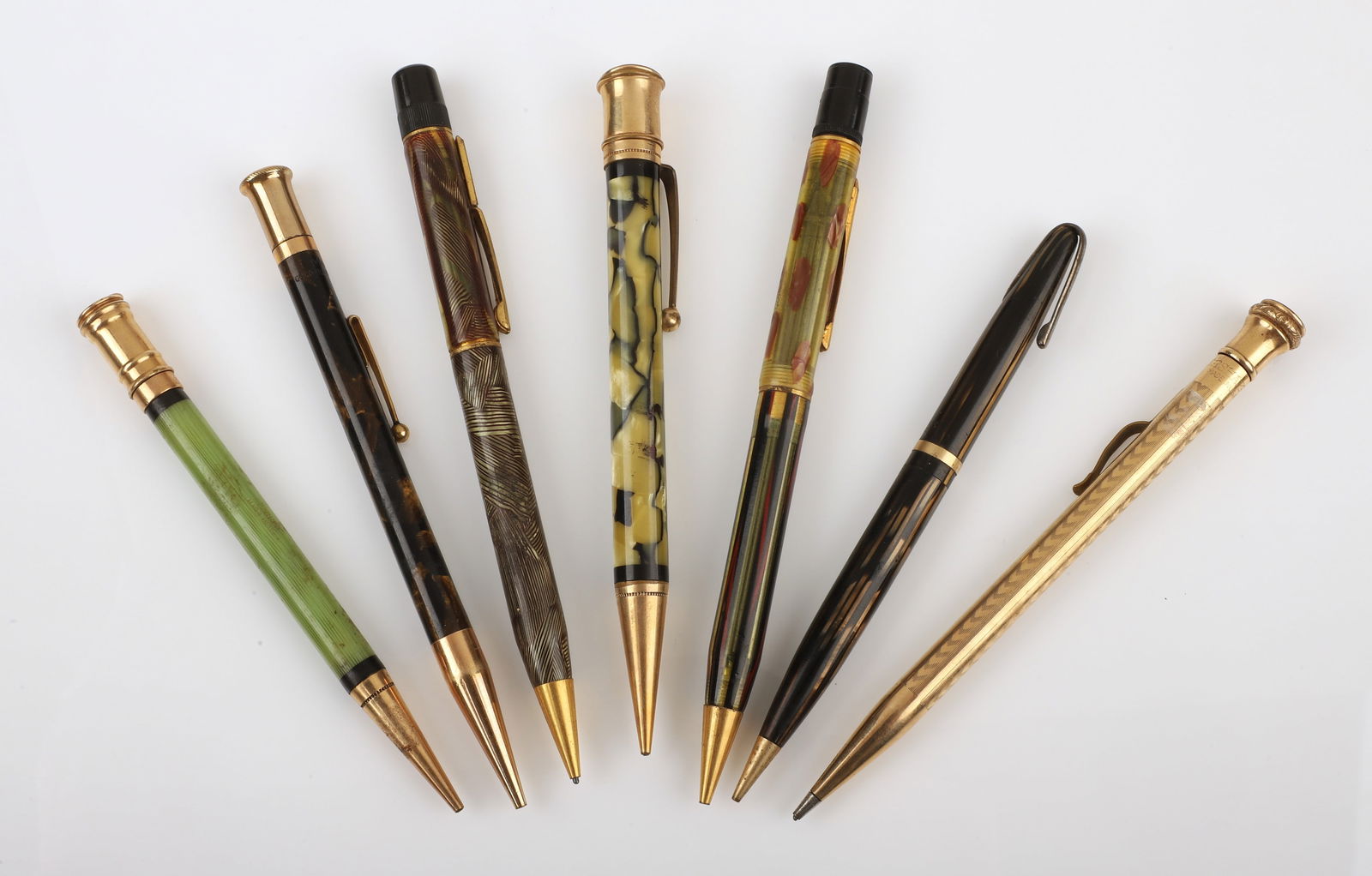 (7) Twist up lead pencils by various makers (1 of 4)