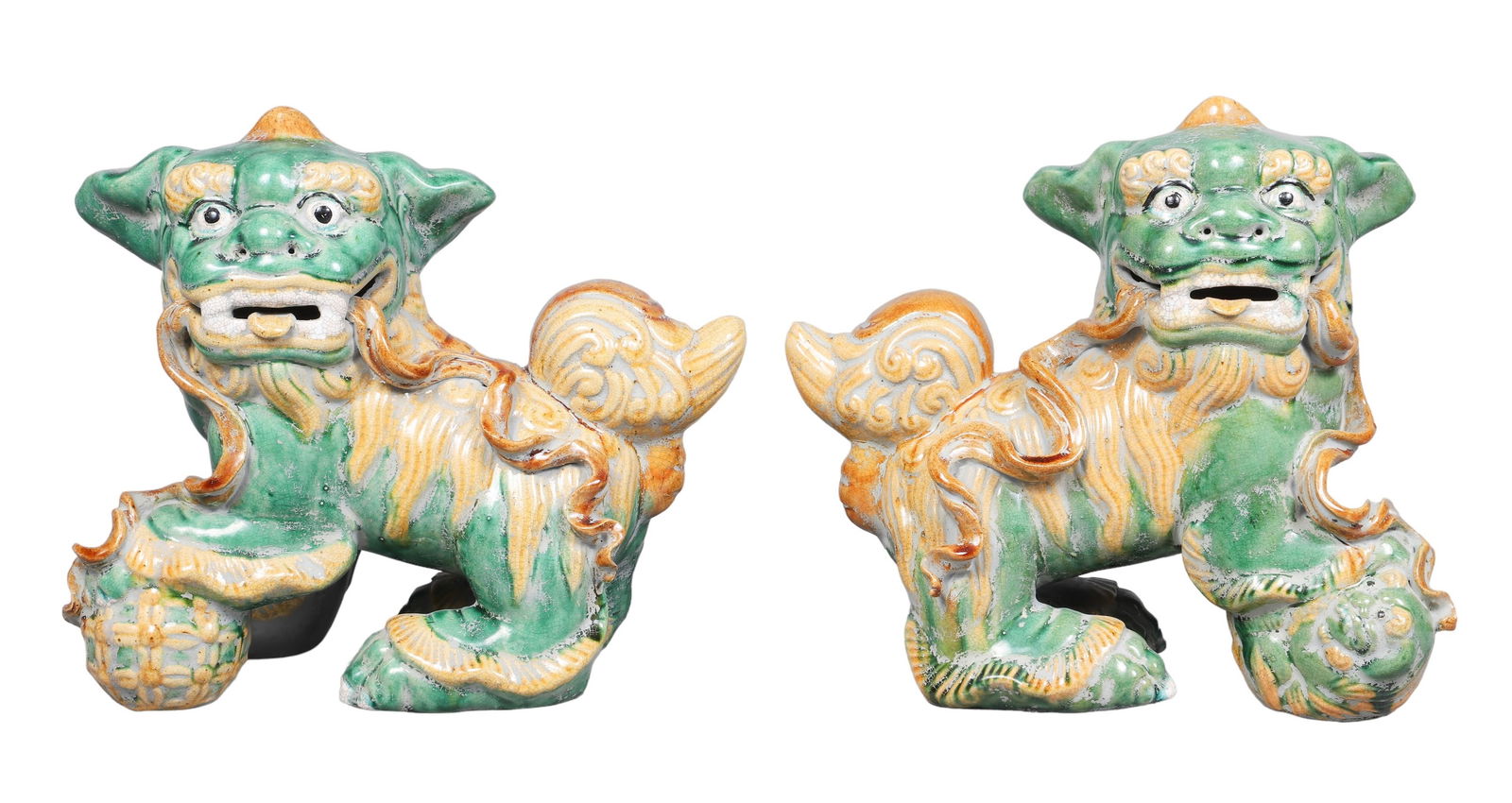 Pair of Chinese pottery foo dog figures (1 of 7)