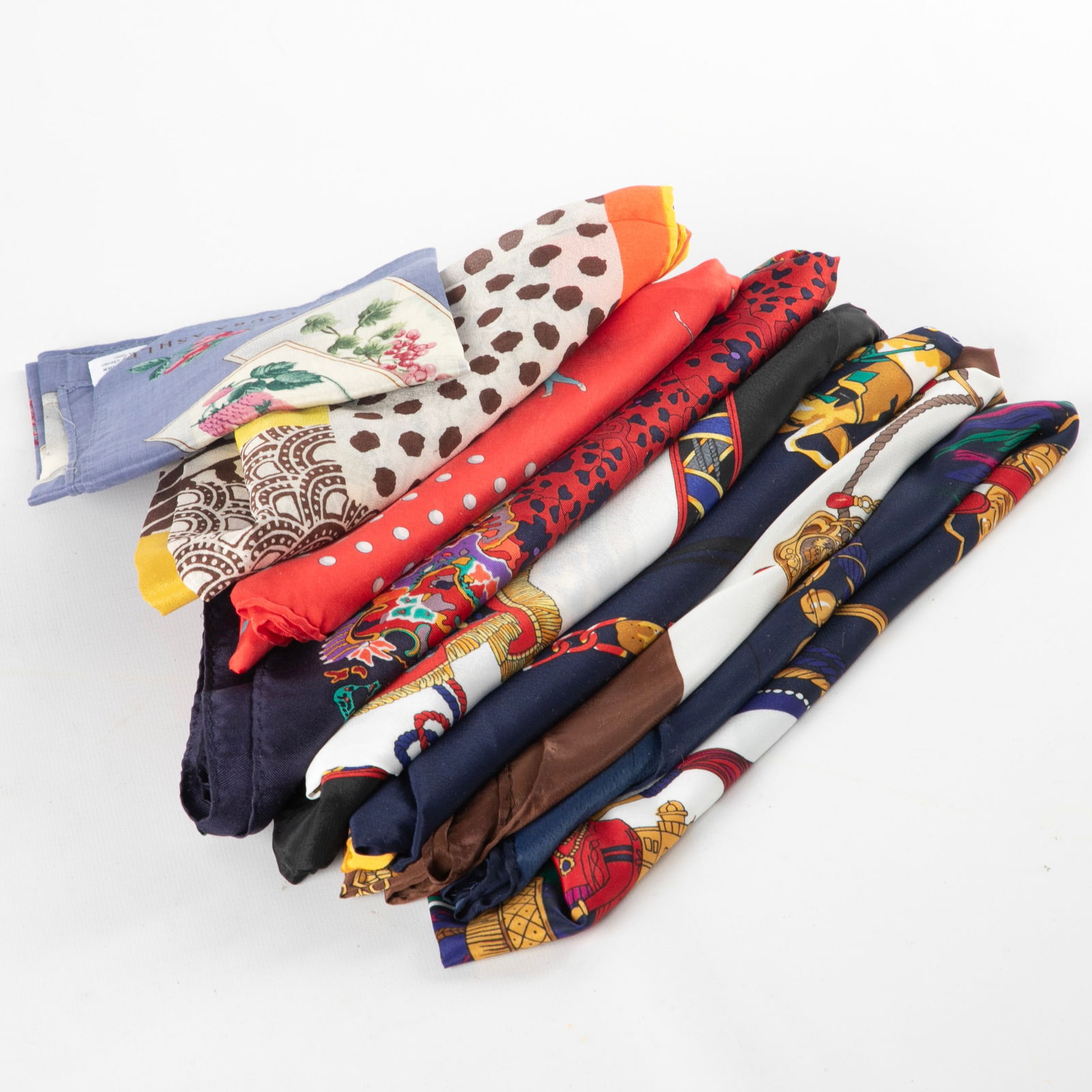 (8) Scarves (1 of 5)