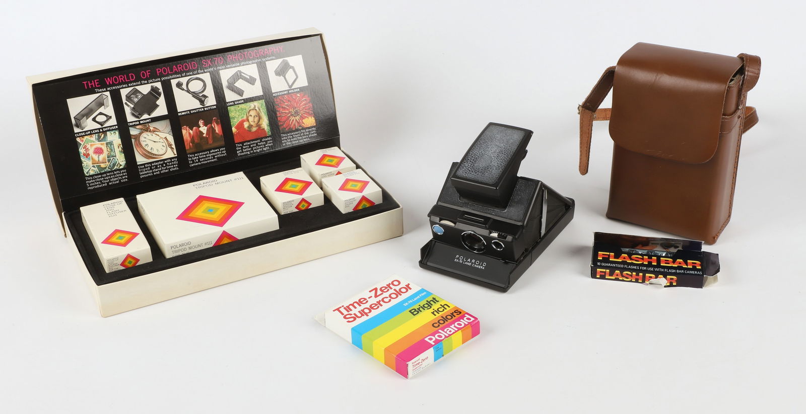 Polaroid SX-70 camera and accessories (1 of 6)