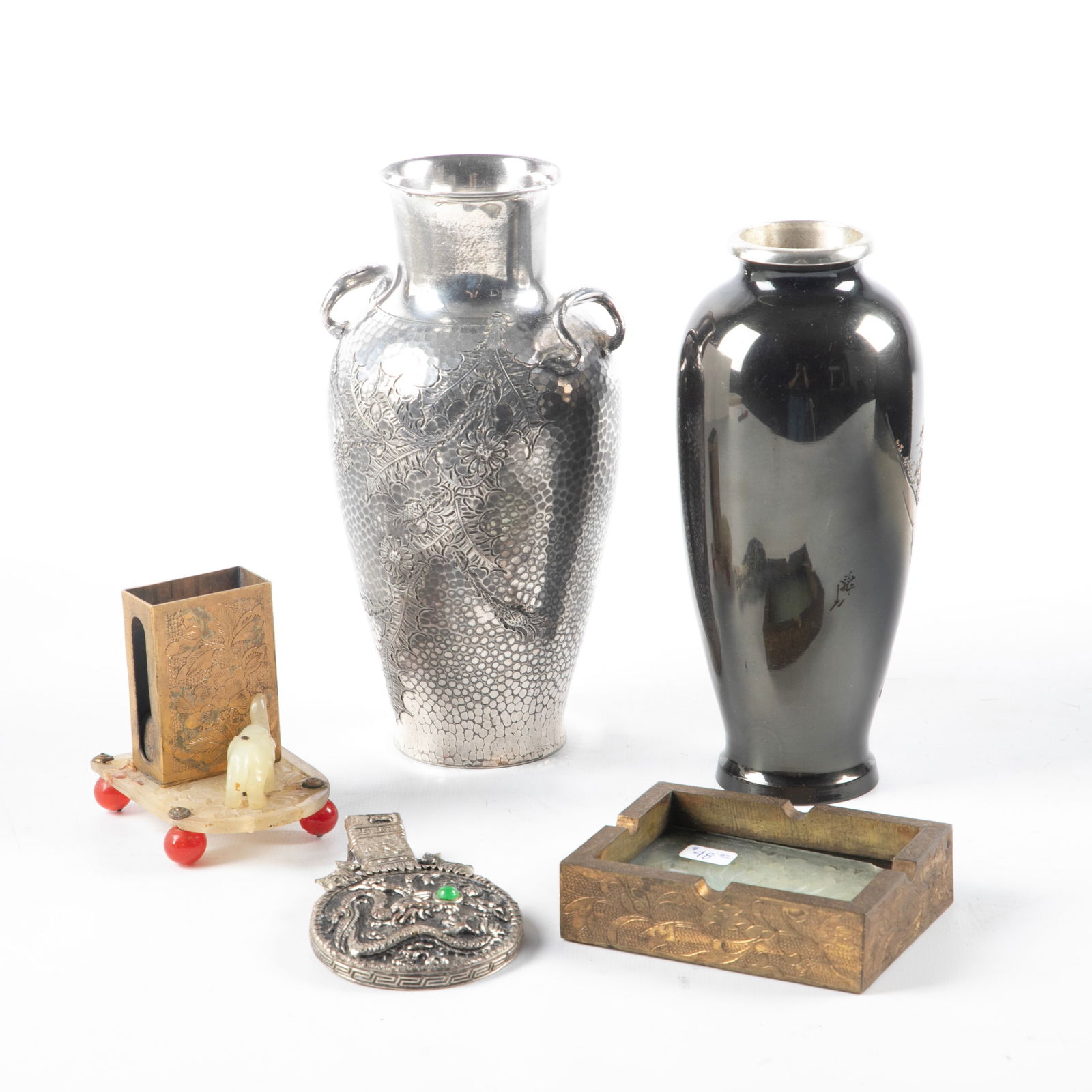 (5) Asian decorative items (1 of 6)