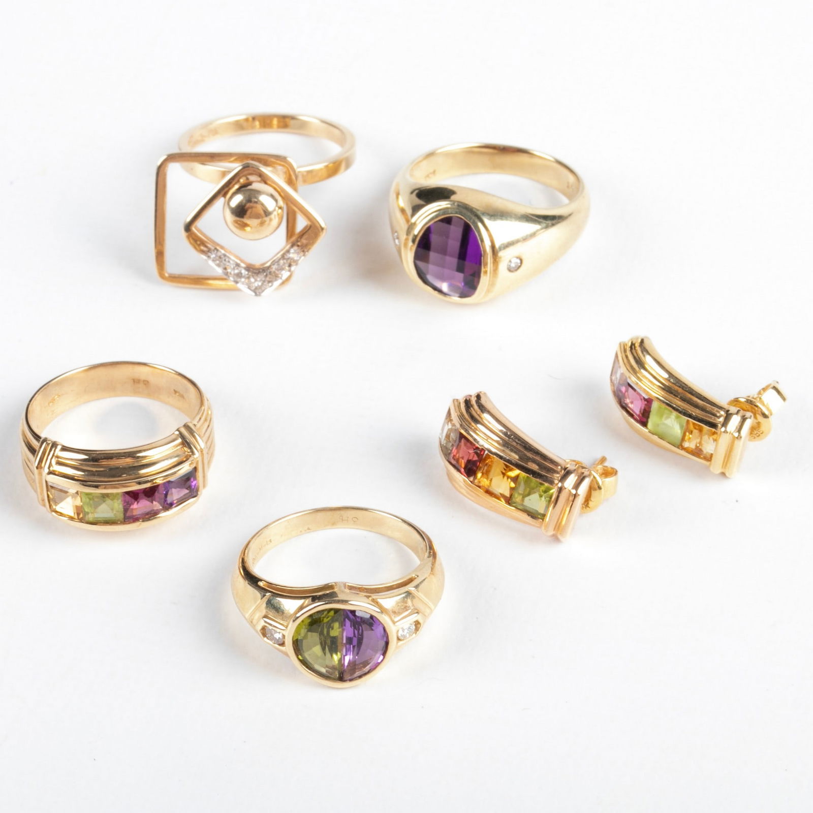 (5) 14K Yellow Gold Rings and Earrings (1 of 4)